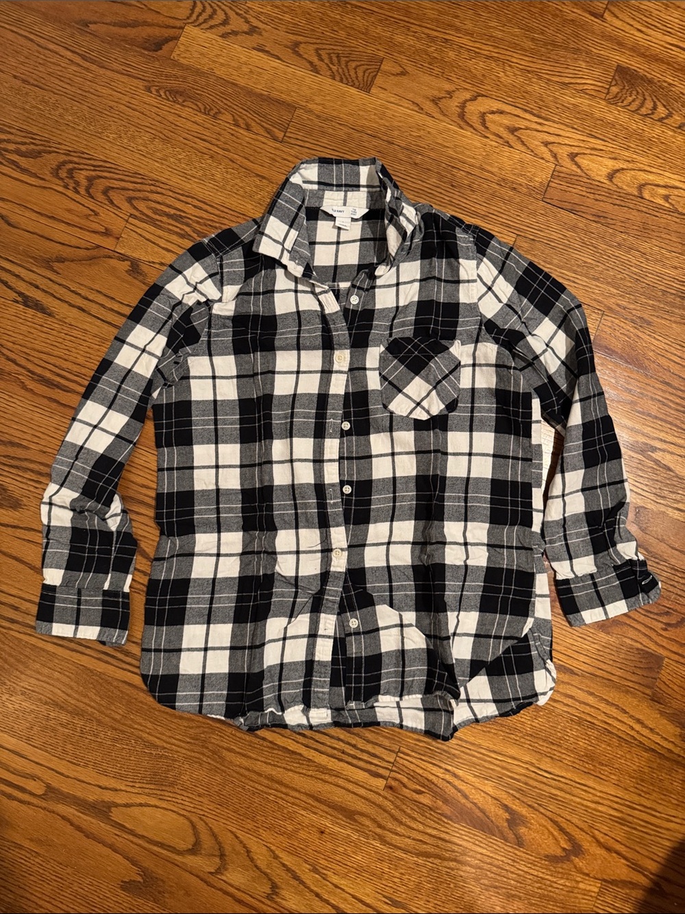 Old Navy Black and White Plaid Button-Down Shirt